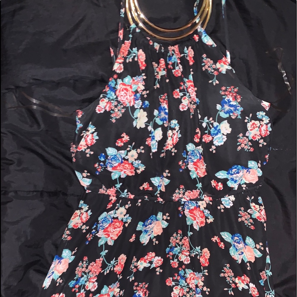 Dress - Picture 3 of 3